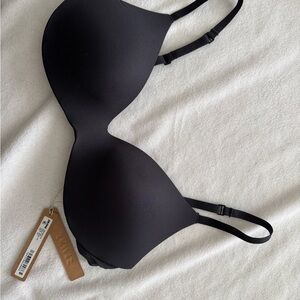 Skims Black Women's Bra